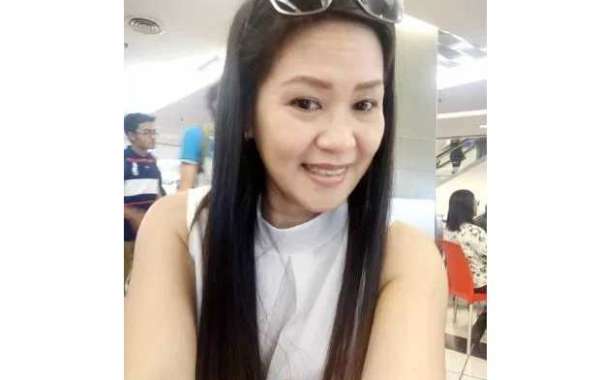 39 years old Sugar mummy in Malaysia is looking for a young man